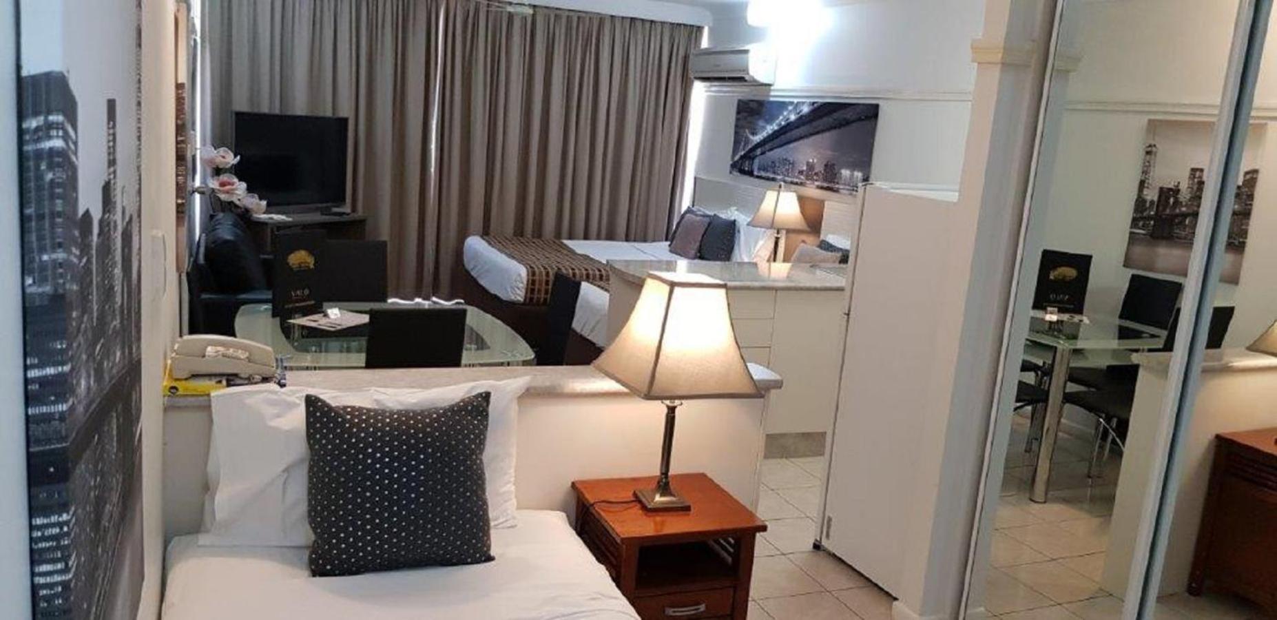 Motel Reef Palms Cairns Esterno foto