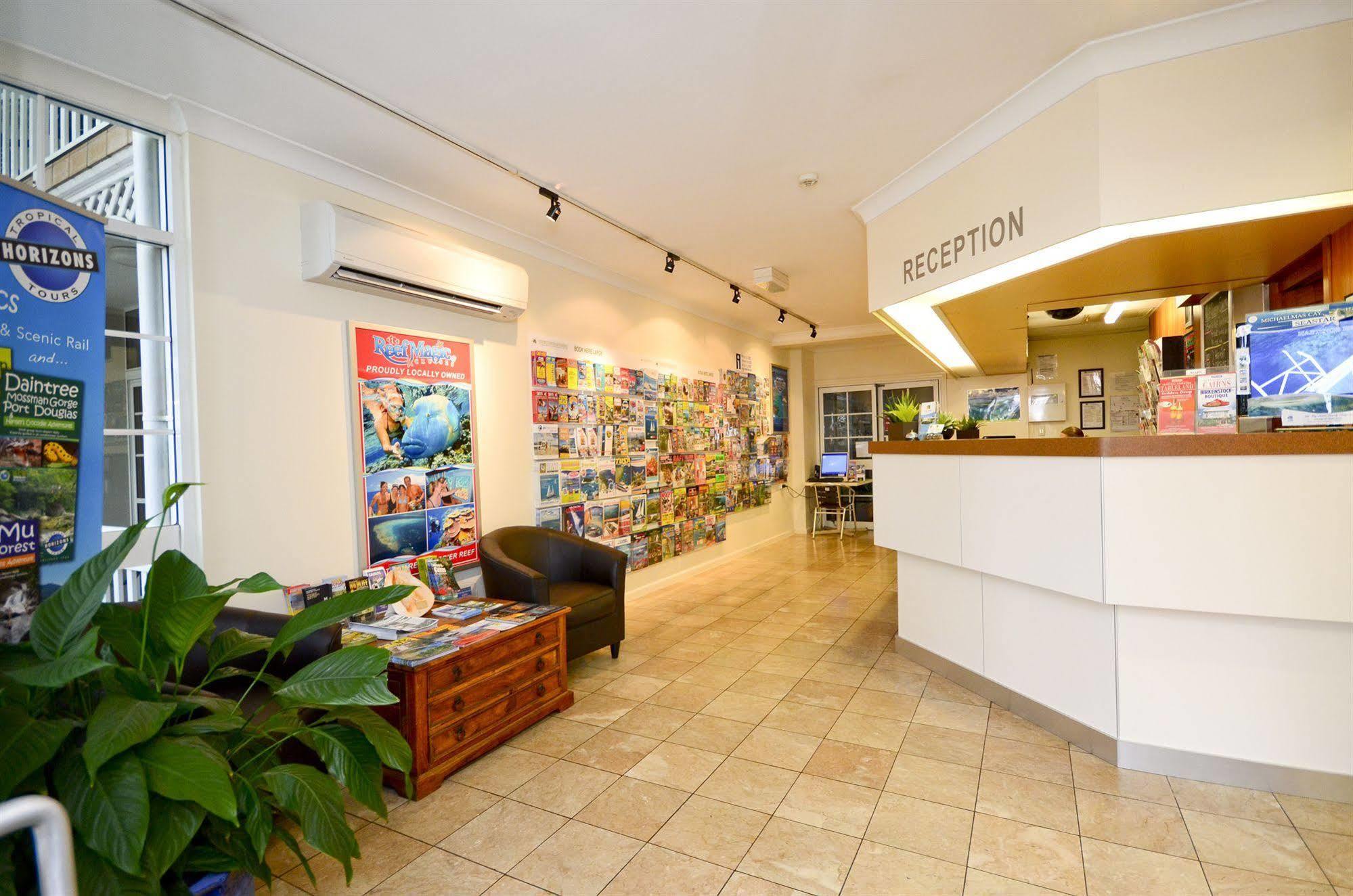 Motel Reef Palms Cairns Esterno foto