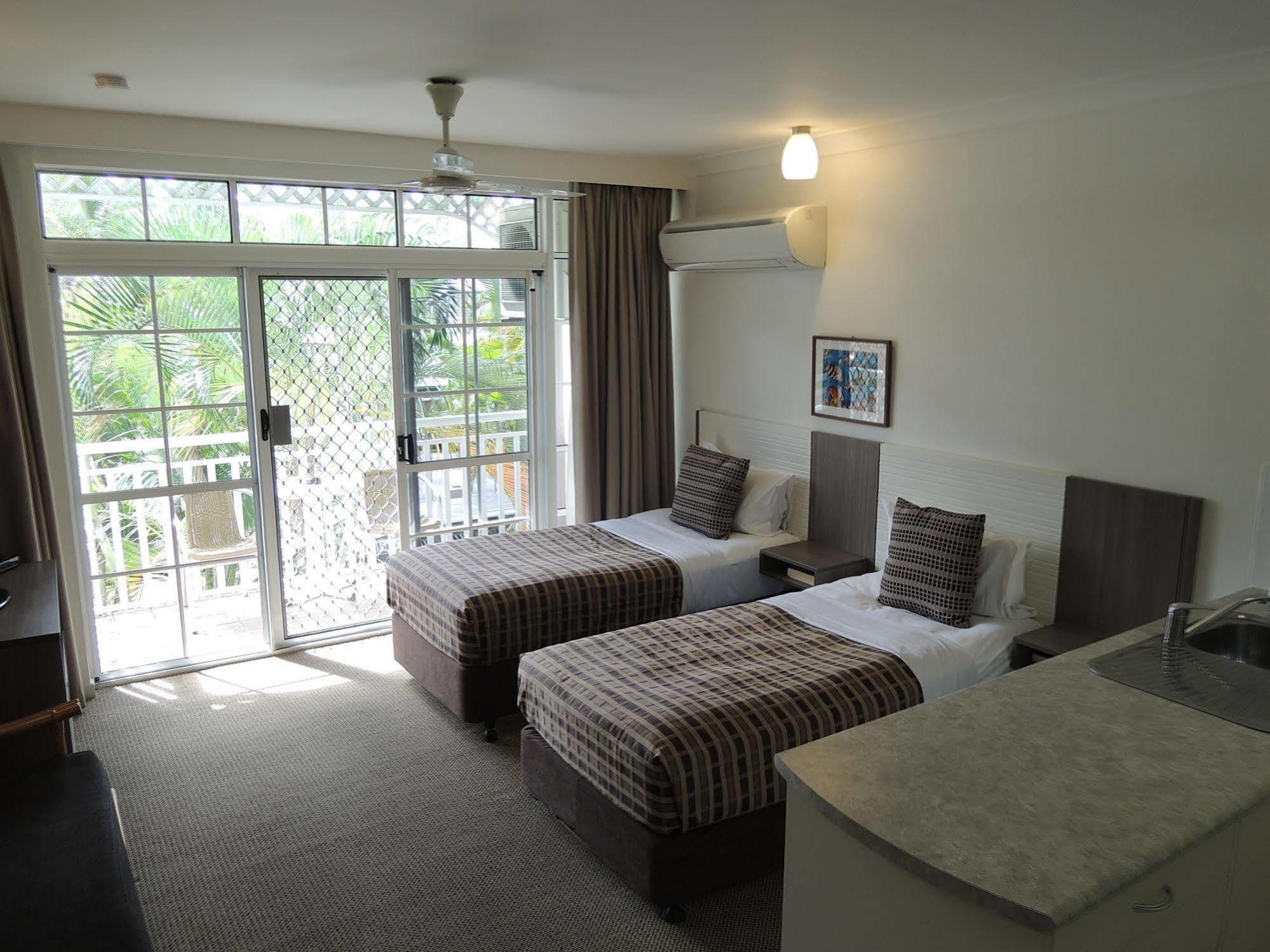 Motel Reef Palms Cairns Esterno foto