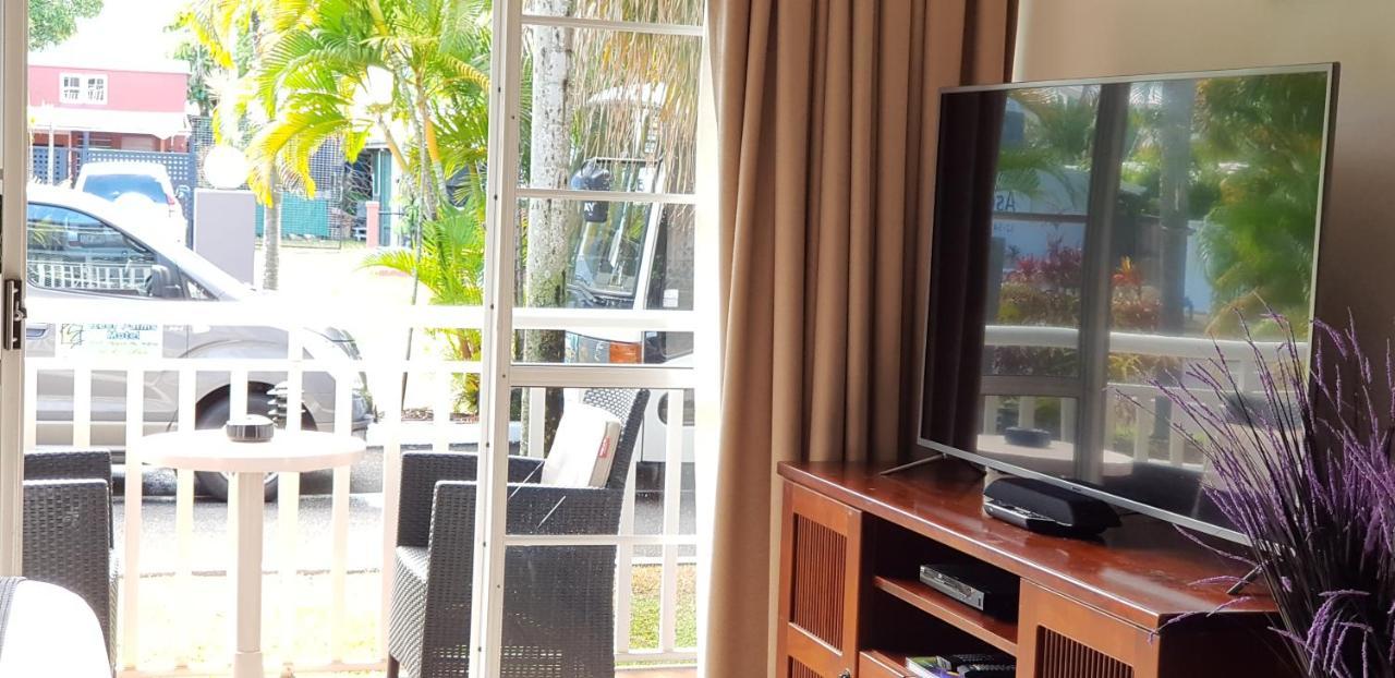 Motel Reef Palms Cairns Esterno foto