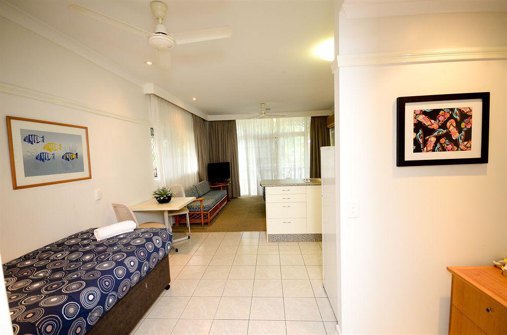 Motel Reef Palms Cairns Esterno foto